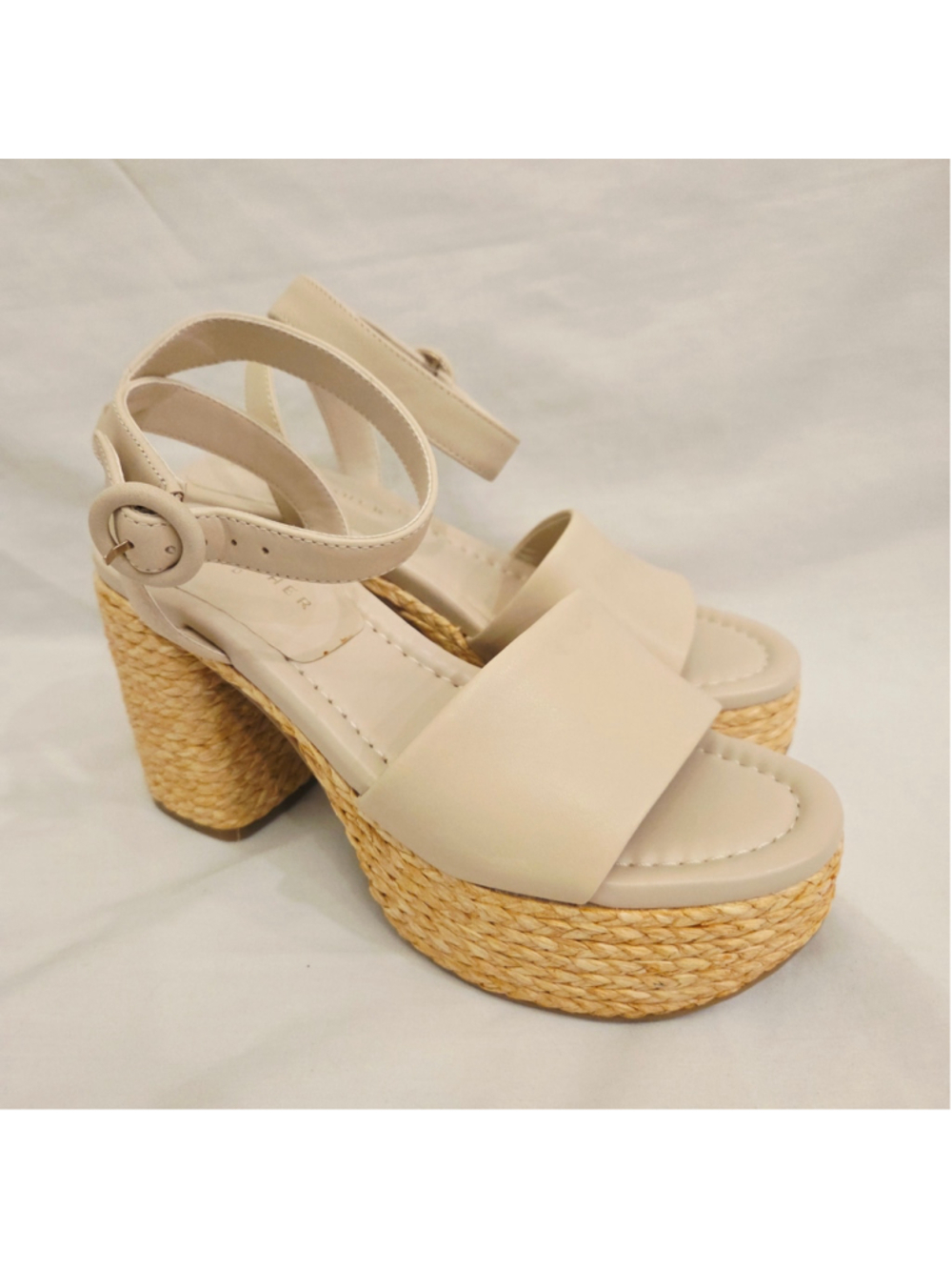 Women's Marc Fisher Beige platform Sandals size 7